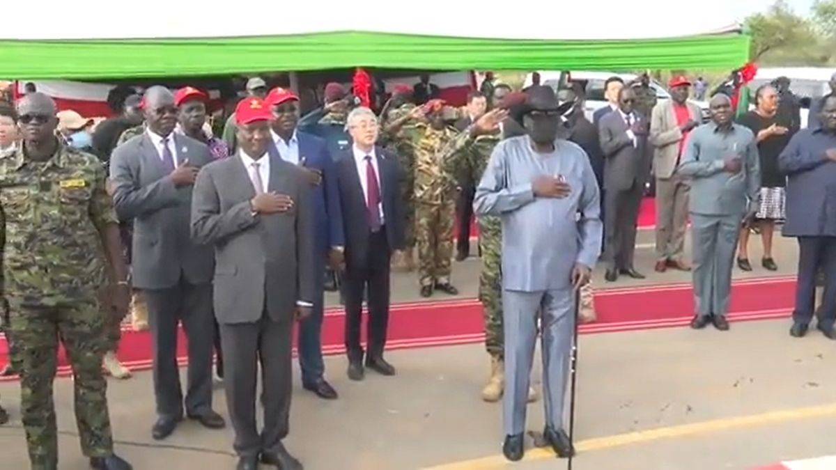 'Devlet Başkanı altını ıslattı' görüntüleri için 6 gözaltı!