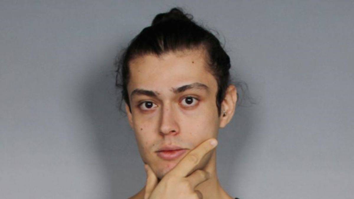 Genç DJ ve Prodüktör Tunahan Turhan Müzik Listelerini Zorluyor