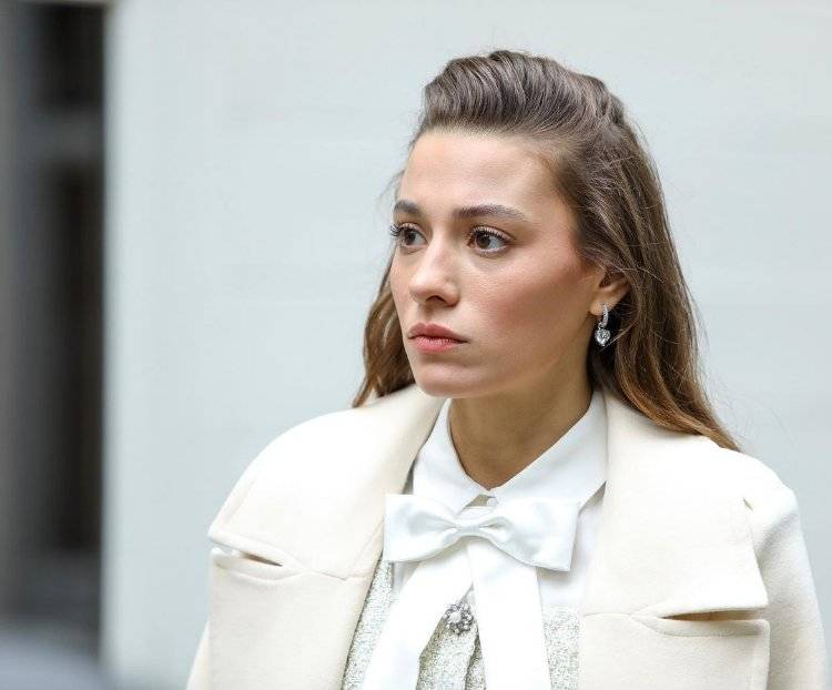 Sümeyye Aydoğan Kimdir, Nerelidir? Sümeyye Aydoğan Yer Aldığı Filmler