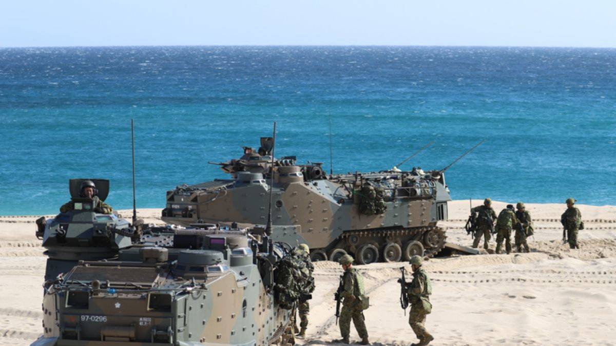 Japonya'dan yeni hamle; insansız adaya askeri üs