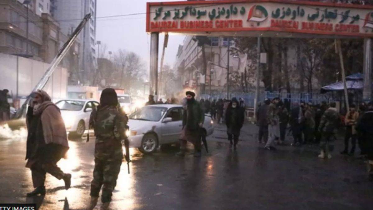 Afganistan Dışişleri Bakanlığı önünde ölümcül intihar saldırısı