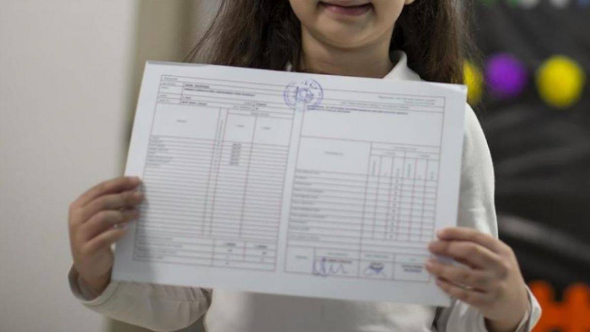 Karnede zayıf varken takdir belgesi alınır mı?