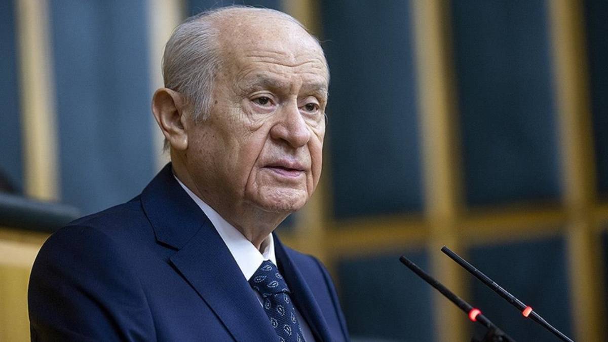 Bahçeli'den altılı masaya: Gelin Erdoğan etrafında kenetlenelim