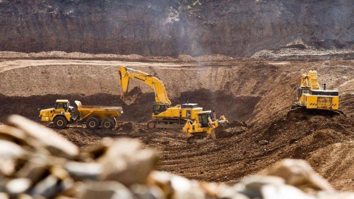 Azerbaycan'dan 'yasa dışı yabancı şirketler' listesi