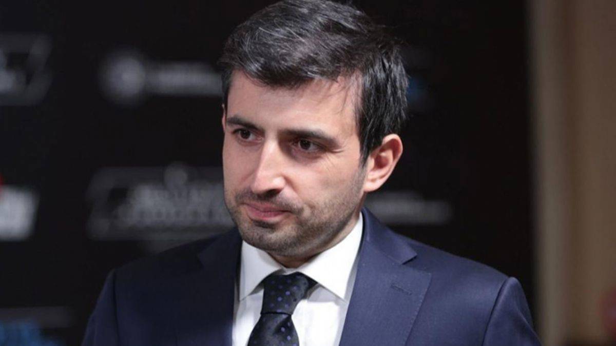 Selçuk Bayraktar'dan Babacan'a fotoğraflı gönderme!