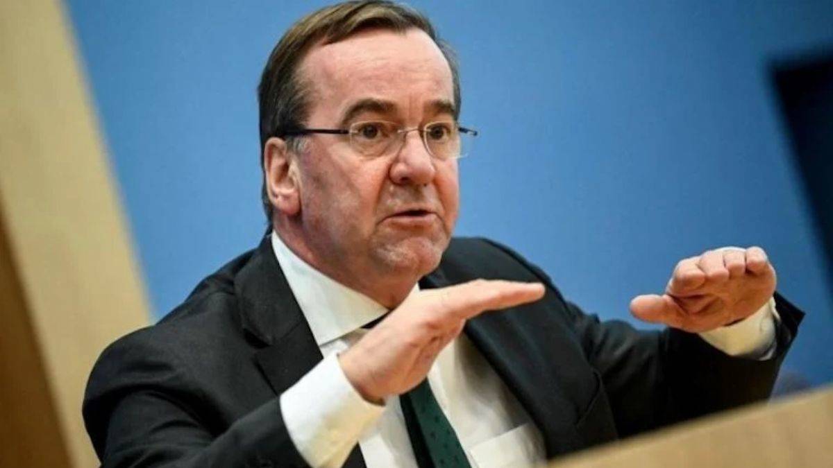 'Yeni Almanya Savunma Bakanı, Putin'in adamı mı?'