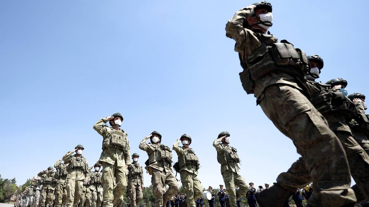 Bedelli askerlikte yol izni var mı? Bedelli askerlik kaç gün 28 gün mü 1 ay mı?