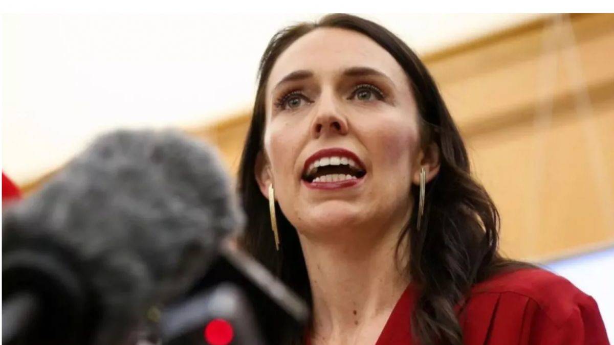 Yeni Zelanda Başbakanı Ardern görevden ayrılıyor