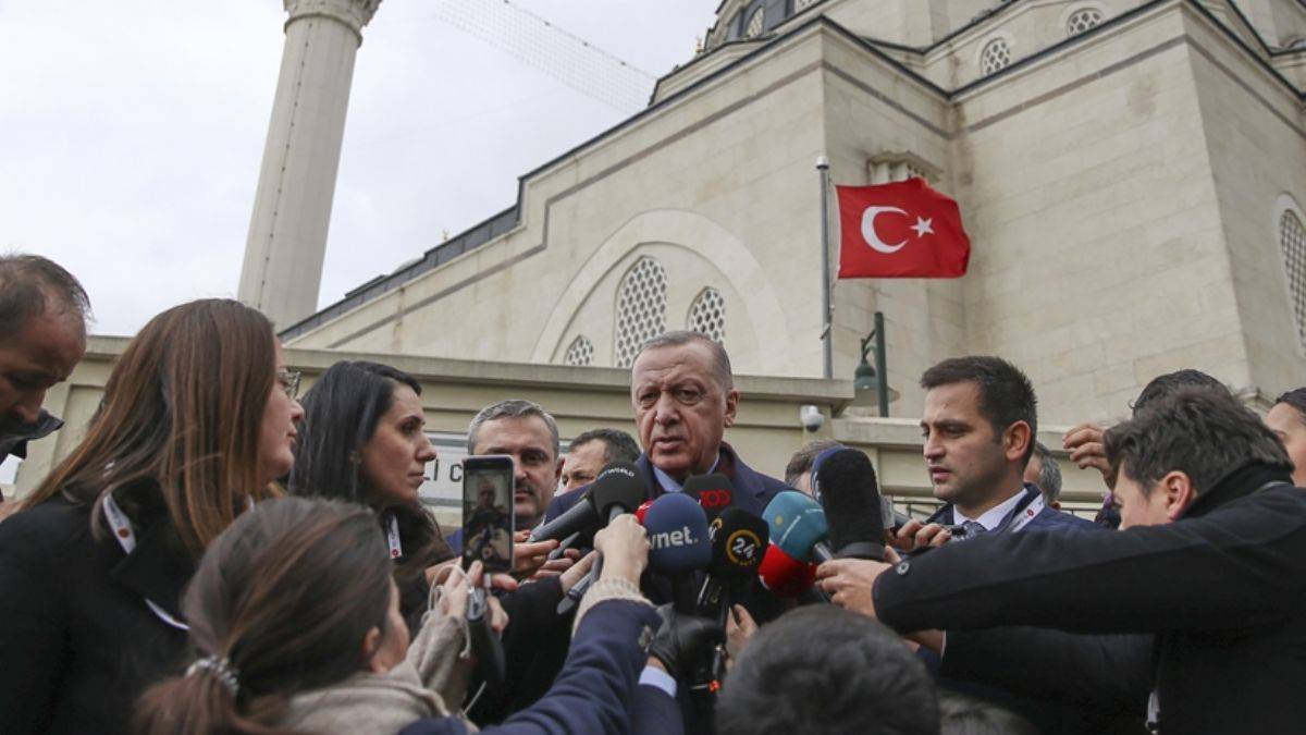 Erdoğan'dan The Economist'in kapağına tepki!