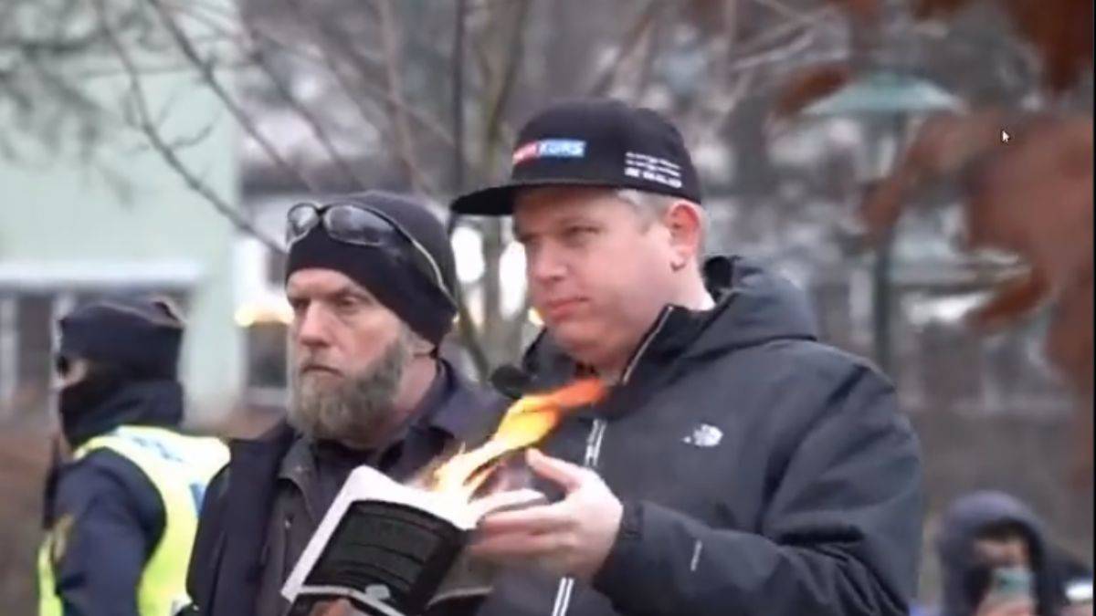 İslam dünyasından Kur'an-ı Kerim yakılmasına tepki