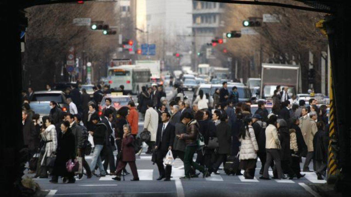 Japonya düşen doğum oranları için tedirgin oluyor