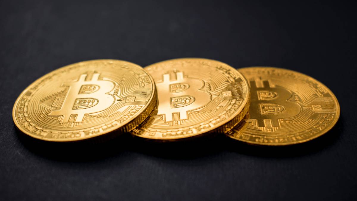 Bitcoin tekrar 23.000 doların üzerinde