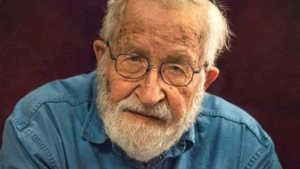 Noam Chomsky: Dünya uçurumun eşiğinde, dönüşü yok
