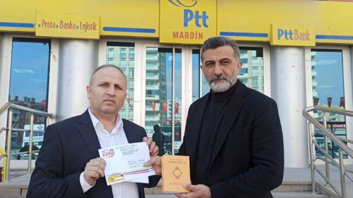 Kur'an-ı Kerim yakan Paludan'a İngilizce çeviri Kur'an