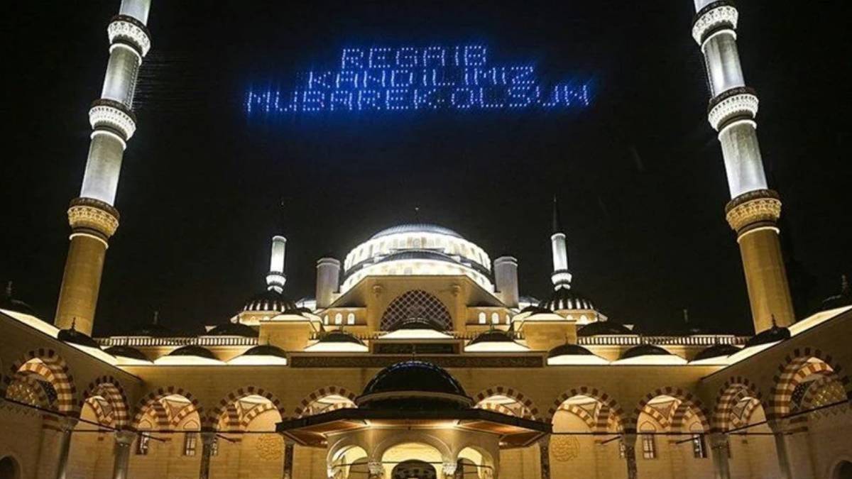 WhatsApp Regaip Kandili durum resmi indir | Regaip Kandili fotoğraflı mesajlar