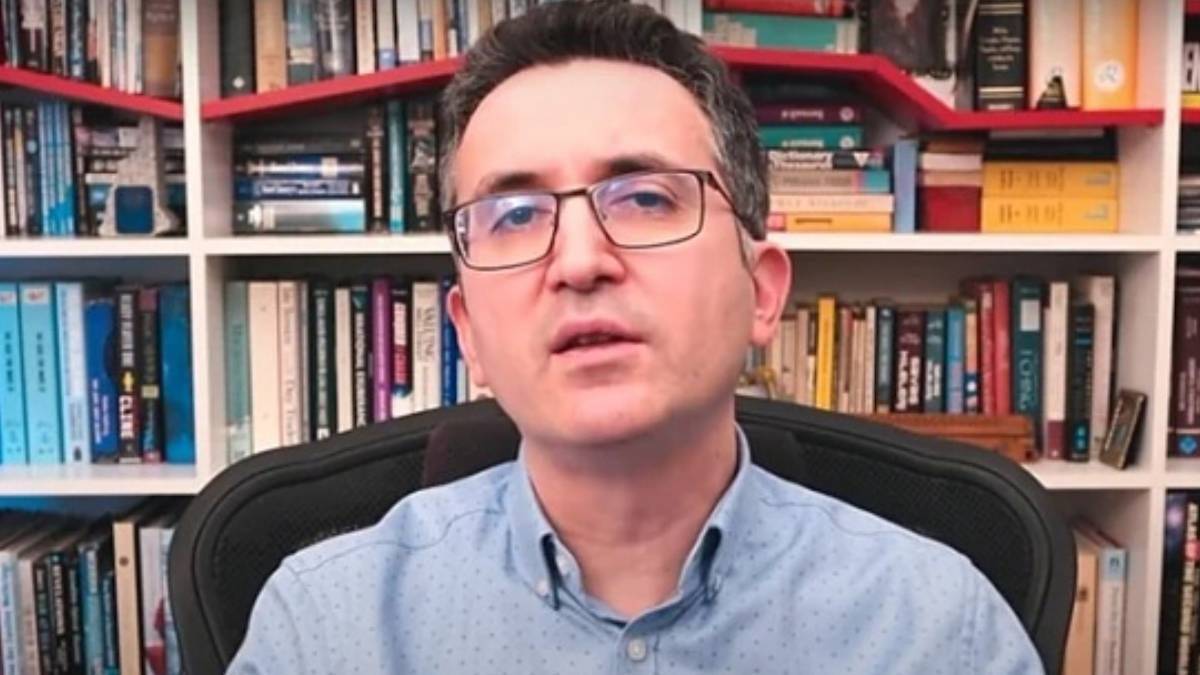 Tunç Şatıroğlu kimdir?