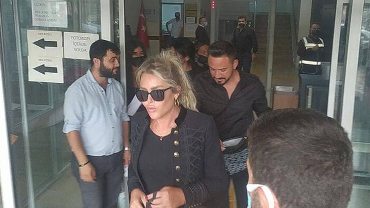 Bakanlıktan 'Selin Ciğerci evlat edindi' iddiasına ilişkin açıklama