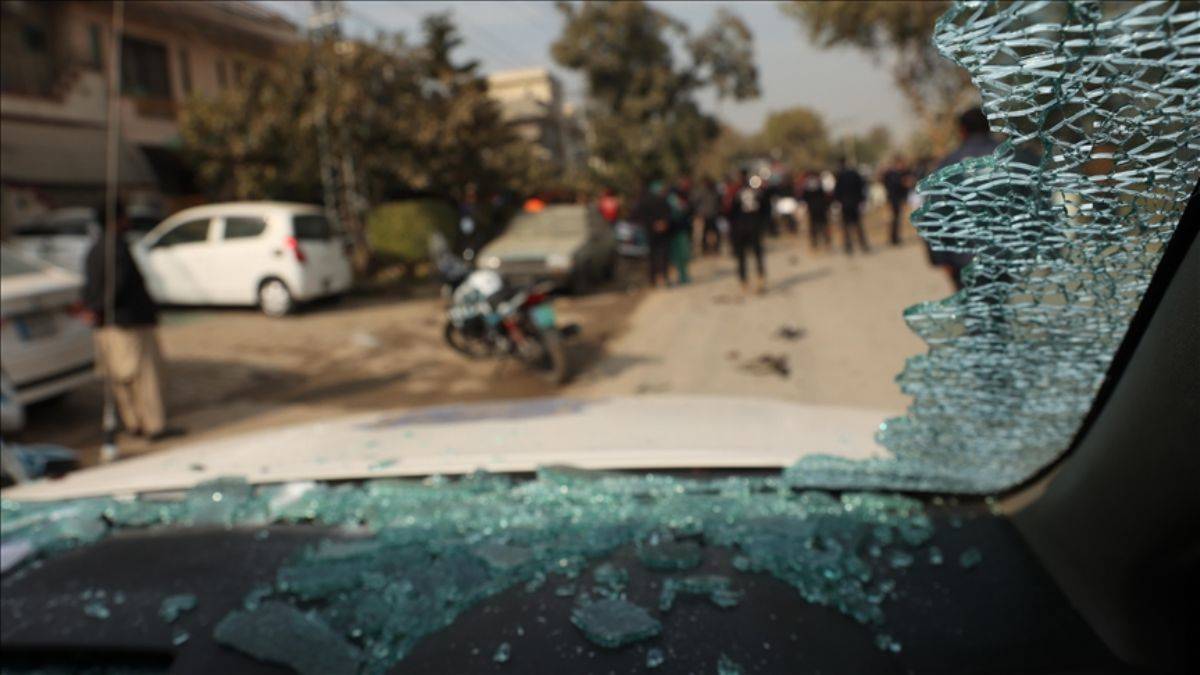 Pakistan’da camiye düzenlenen saldırıda 17 kişi hayatını kaybetti