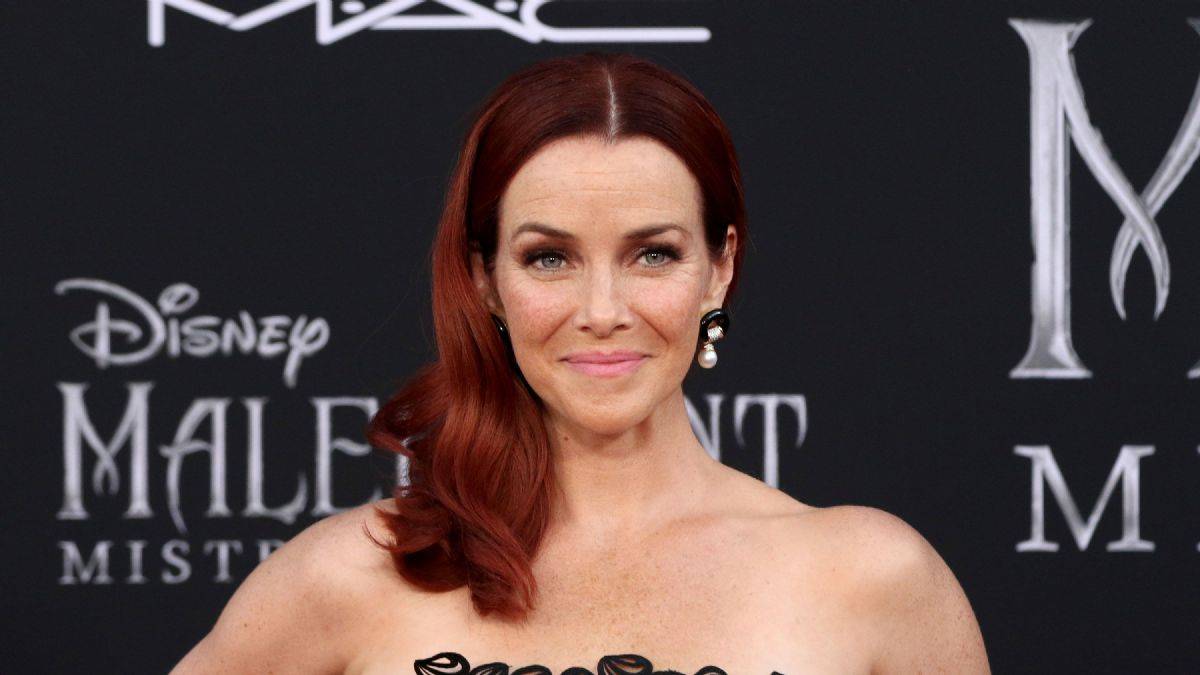 Annie Wersching Öldü Mü? Annie Wersching Acı Haber Geldi!