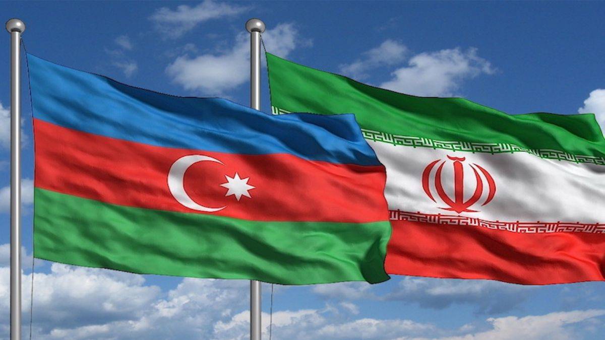 Azerbaycan'dan flaş İran uyarısı
