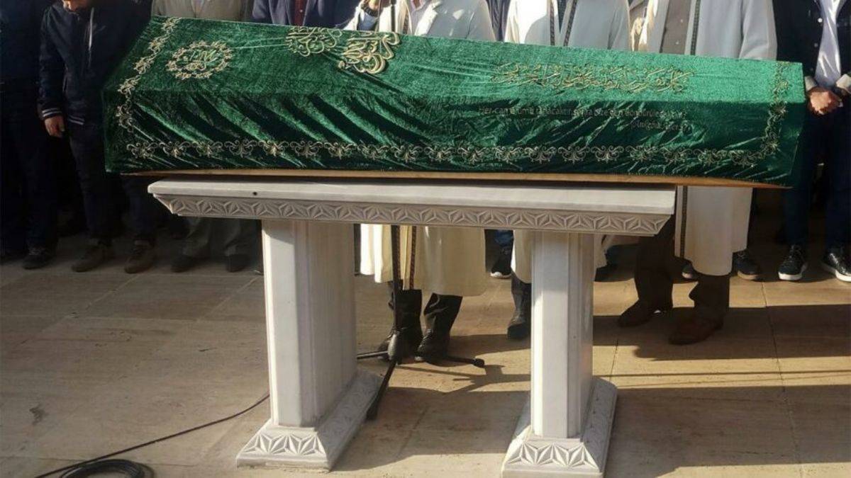 Görevi Başında Hayatını Kaybetti! Ünlü Kimyagerden Acı Haber