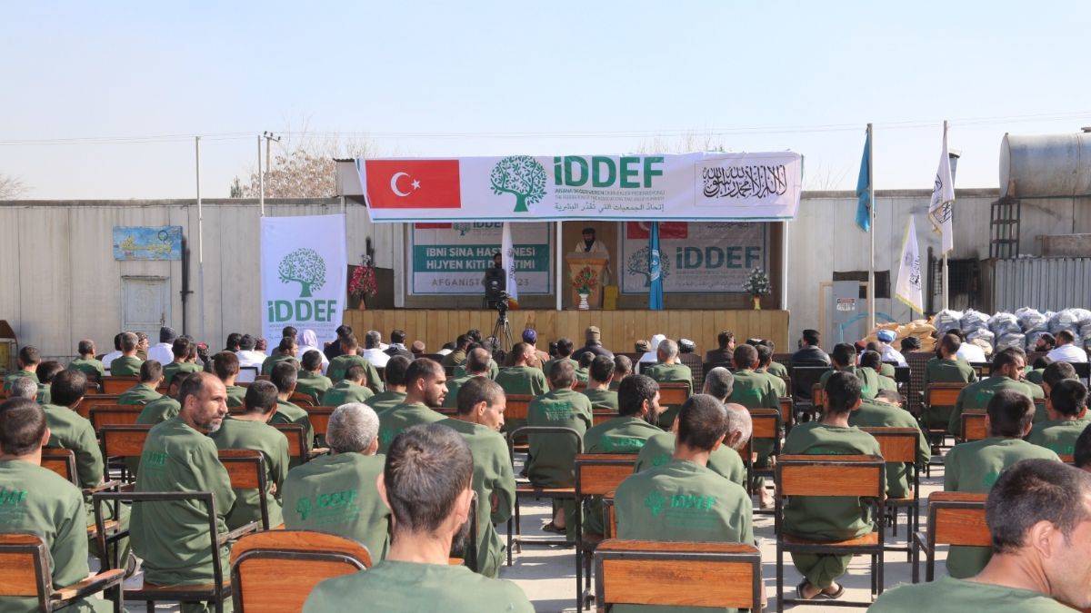 İDDEF'ten İmkansızlıklar İçinde Tedavi Bekleyen Bağımlılara Yardım Eli