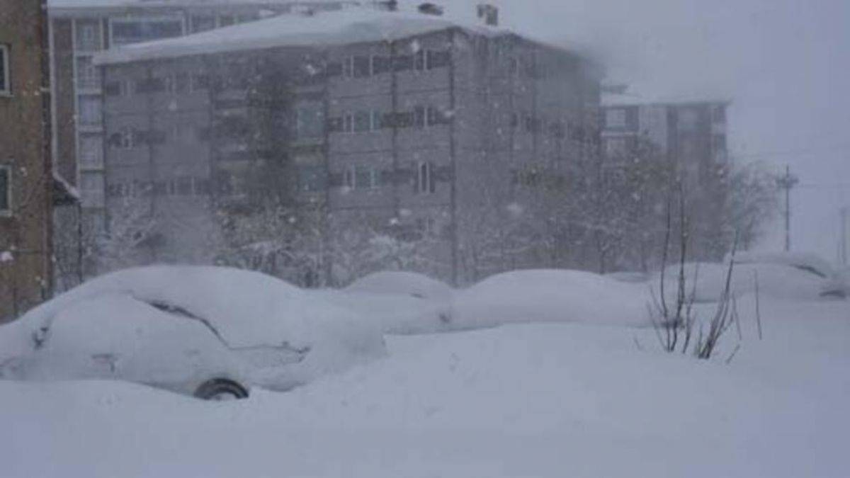 Fotoğraflar Türkiye'nin doğusundan: Kar kalınlığı 1 metreyi aştı