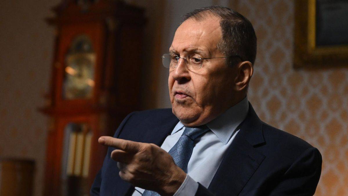 Lavrov: 'Küreselcilere ilk yumruğu biz attık'