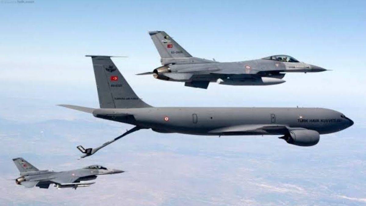 Yunan gazetesinden itiraf! 'Türklerin var, bizim yok'