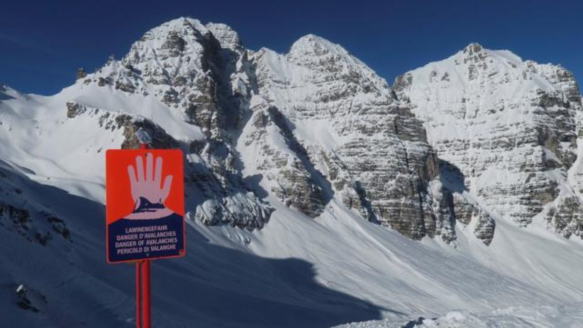 Avusturya'da çığ altında kalan 5 kişi hayatını kaybetti