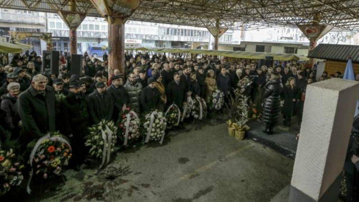 Saraybosna'daki pazar yeri katliamı kurbanları törenle anıldı