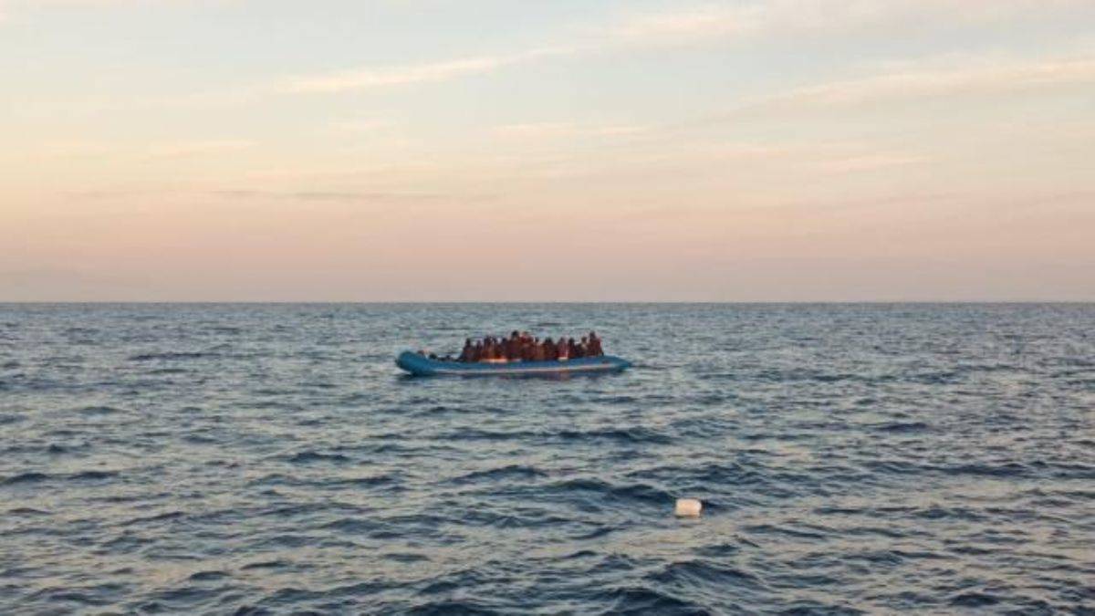 Ege'de düzensiz göçmenleri taşıyan botun batması sonucu 5 kişi öldü