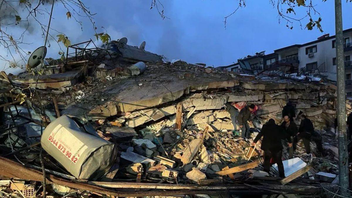 Bakan Özer açıkladı: Okullar 4 ilde iki hafta, 6 ilde birer hafta tatil