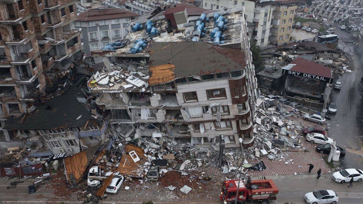Deprem sonrası ABD Türkiye’yi işgal peşinde mi? Komplo teorileri yalan mı söylüyor?