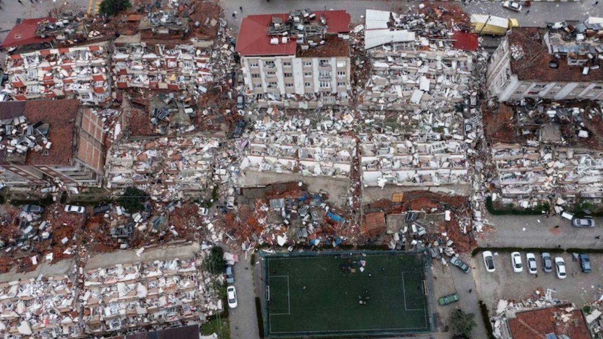 ABD'li Sismolog'a göre; Türkiye'deki deprem neden bu kadar yıkıcı ve ölümcül oldu?