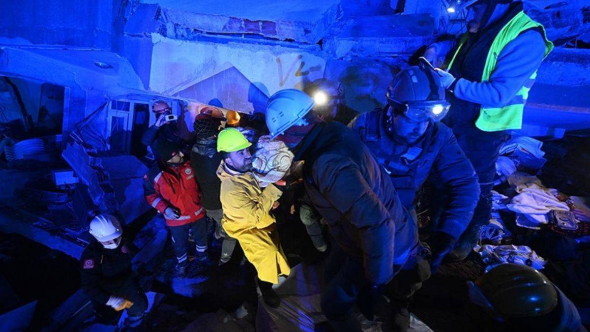 Amsterdam ve Rotterdam'da yaşayan herkesten 1 avro bağış kampanyası