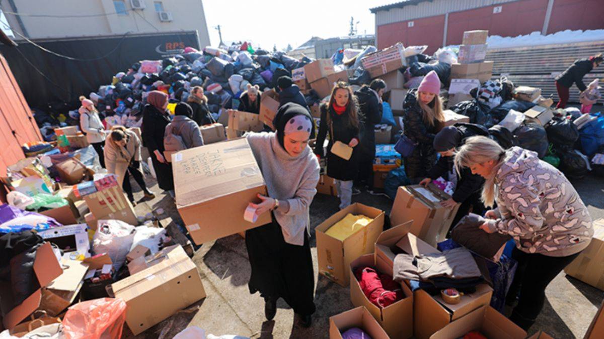 Balkan ülkelerinde depremzedeler için büyük seferberlik!