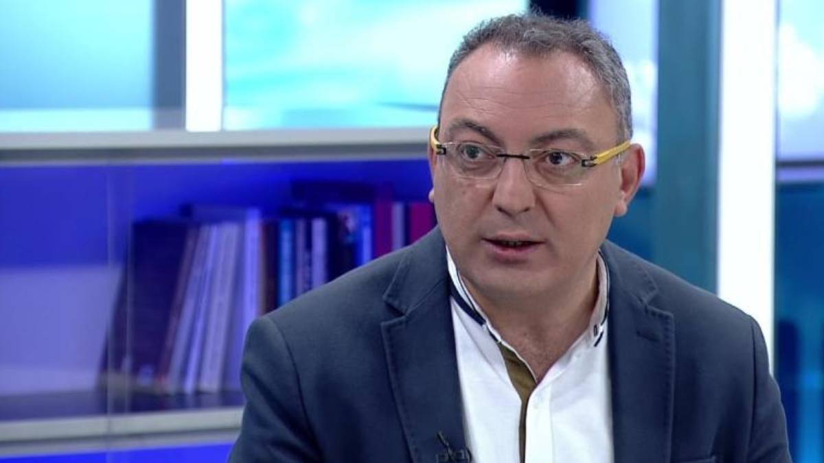 Cem Seymen CNN Türk'ten neden istifa etti? Kovuldu mu?