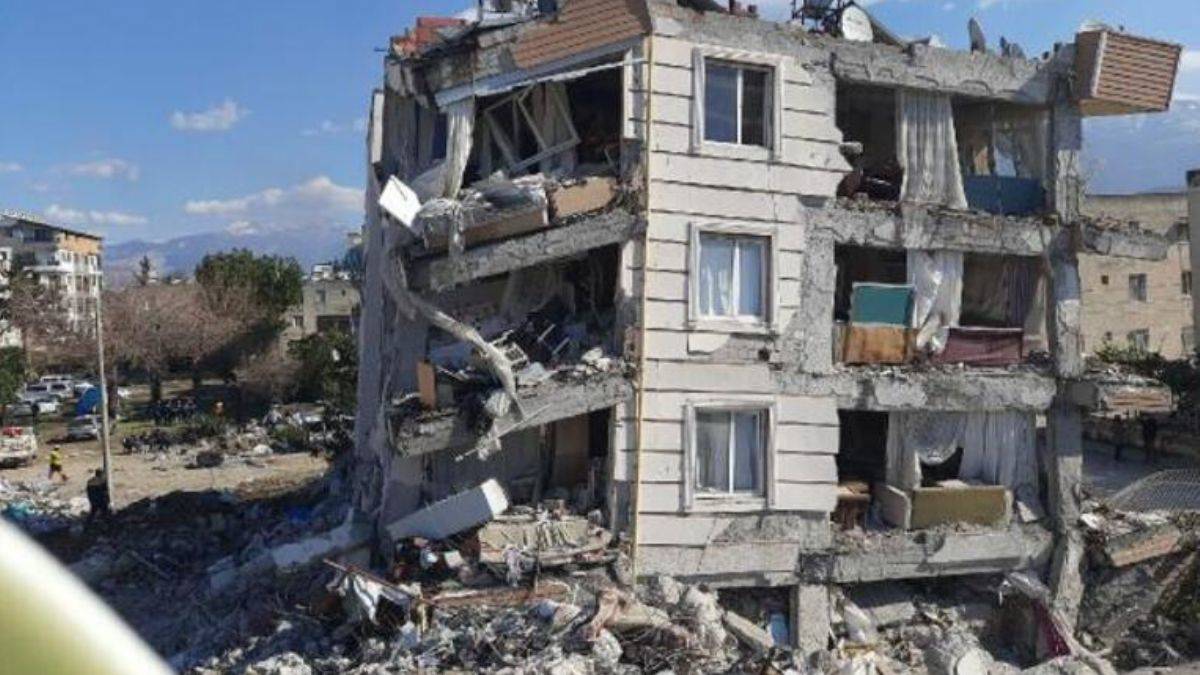 'Depremlerdeki hasar 11 şiddetinde'... Büyüklük ve şiddet farkı nedir?