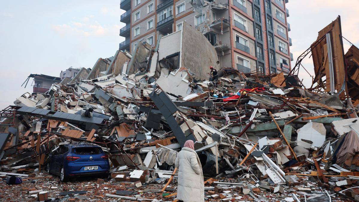 Depremzedelerle ilgili ''elektrik ve doğal gaz'' kararı!