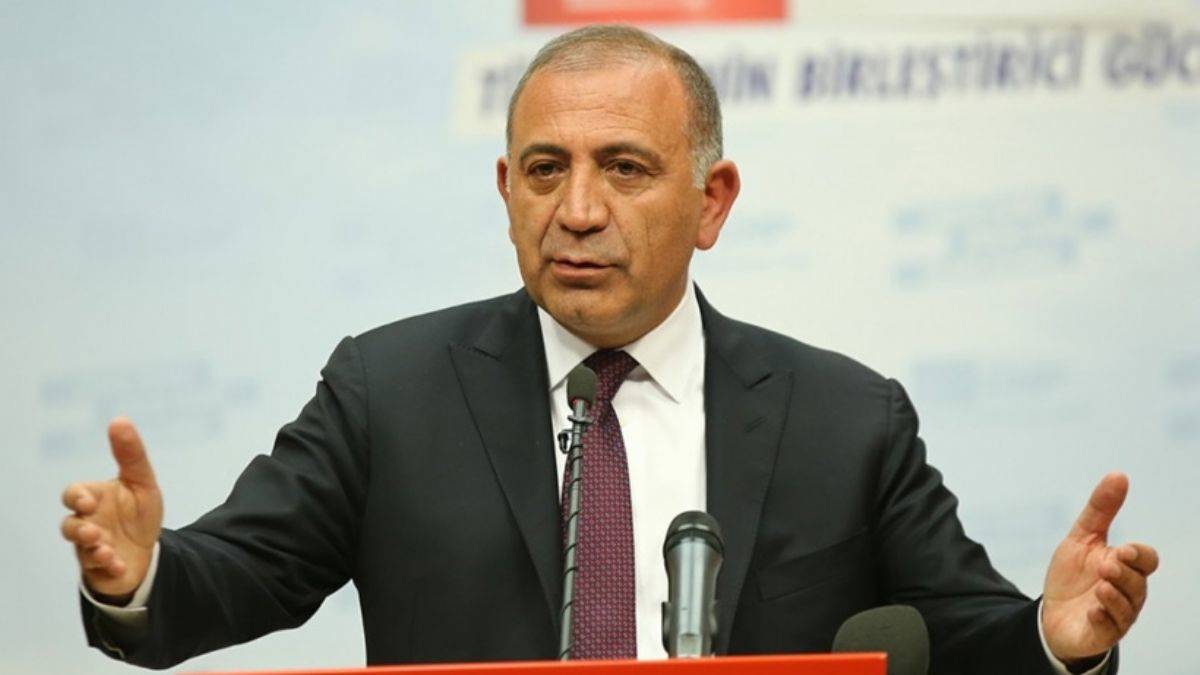 CHP'den Arınç'a tepki: Milleti kaosla tehdit etmeyin!