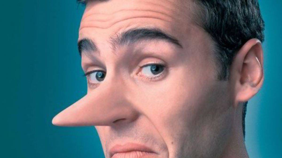 Yalanla palavra arasındaki fark; 'Palavraya övgü'