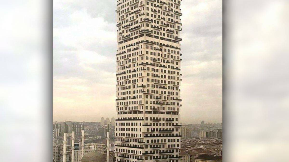 Deprem felaketi sonrası İstanbul'daki o bina gündem oldu