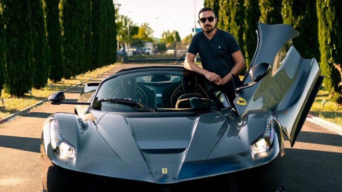 Otomobil koleksiyoneri Cuma Fındık: Türkiye’nin en büyük koleksiyonerlerinden biriyim