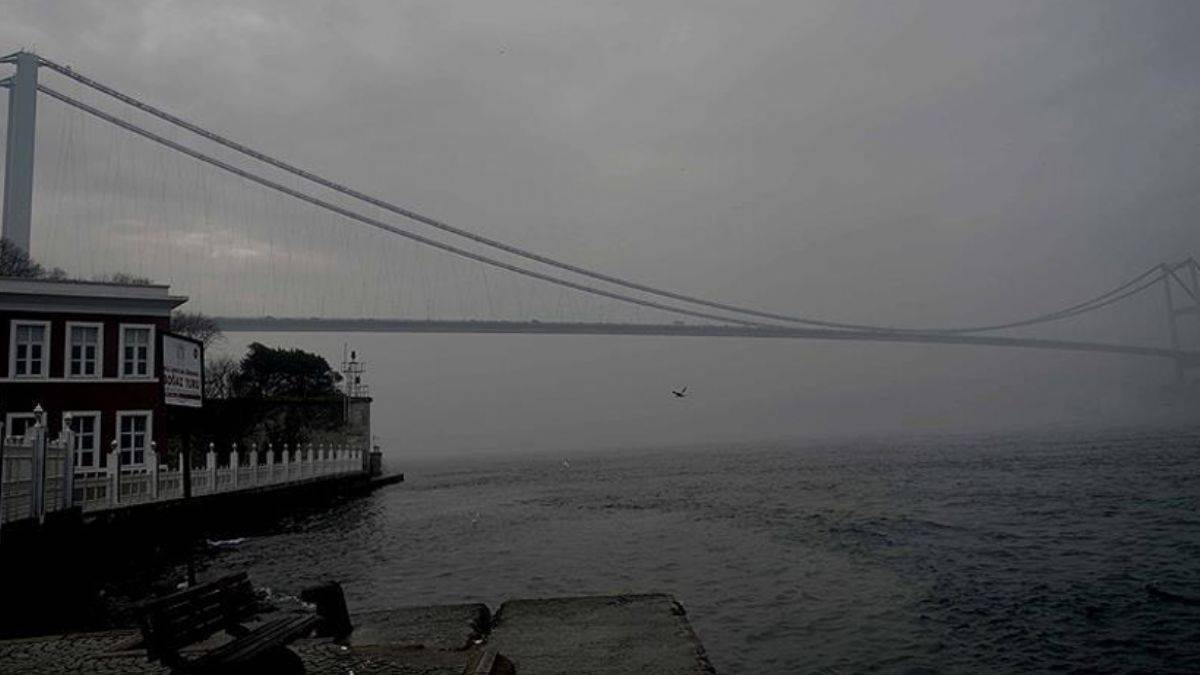 İstanbul Boğazı gemi trafiğine kapatıldı