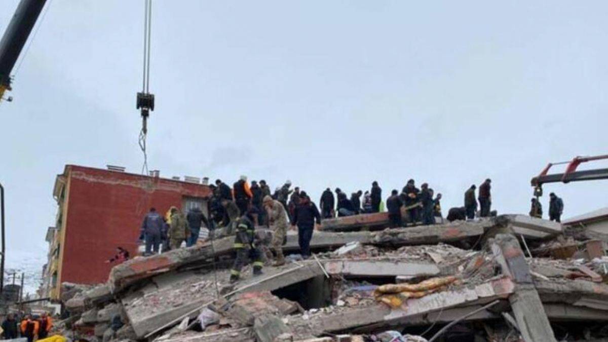 Deprem sonrası 3 farklı dönemde enfeksiyon riski! Bu faktörler göz ardı edilmemeli