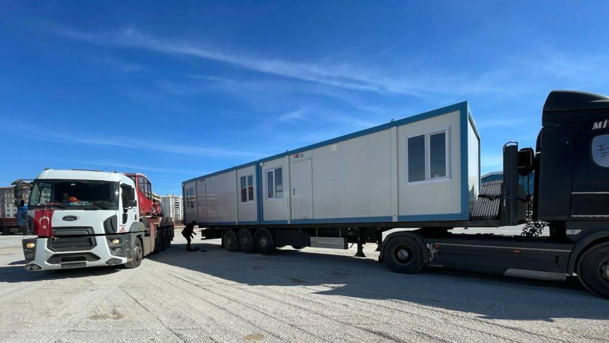 MÜSİAD Afet Bölgesinde Aralıksız Çalışıyor