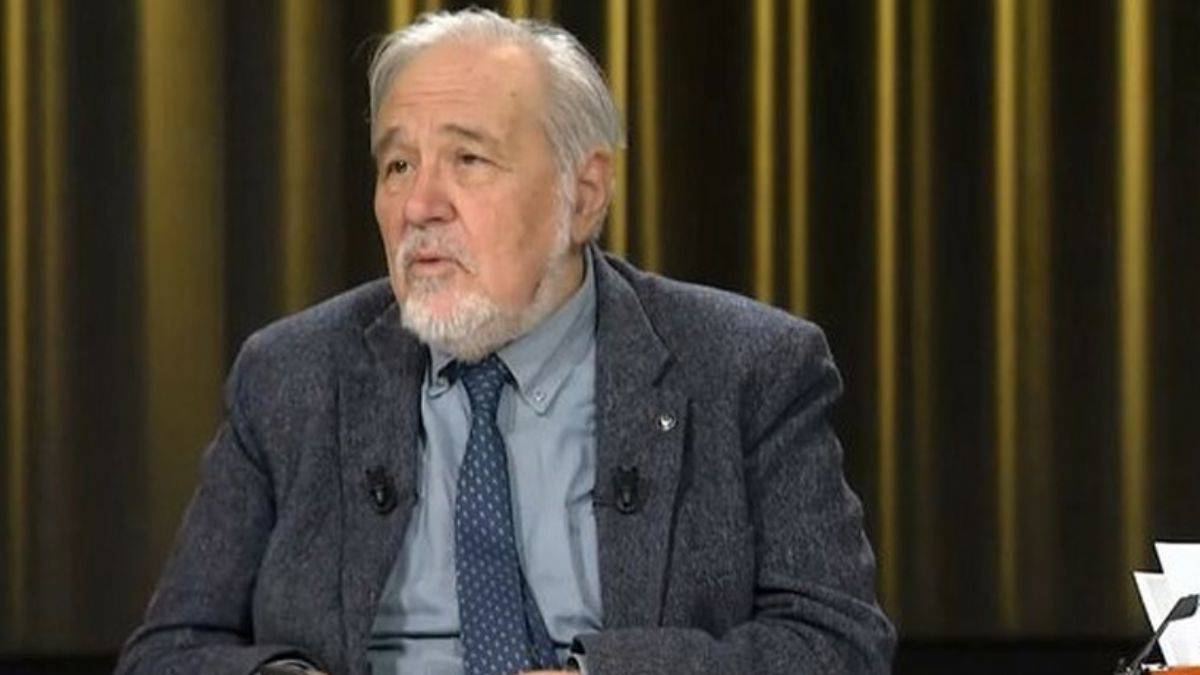 Ortaylı'nın mikrofonu açık kaldı: Naci Görür, bizim Celal'den daha iyidir