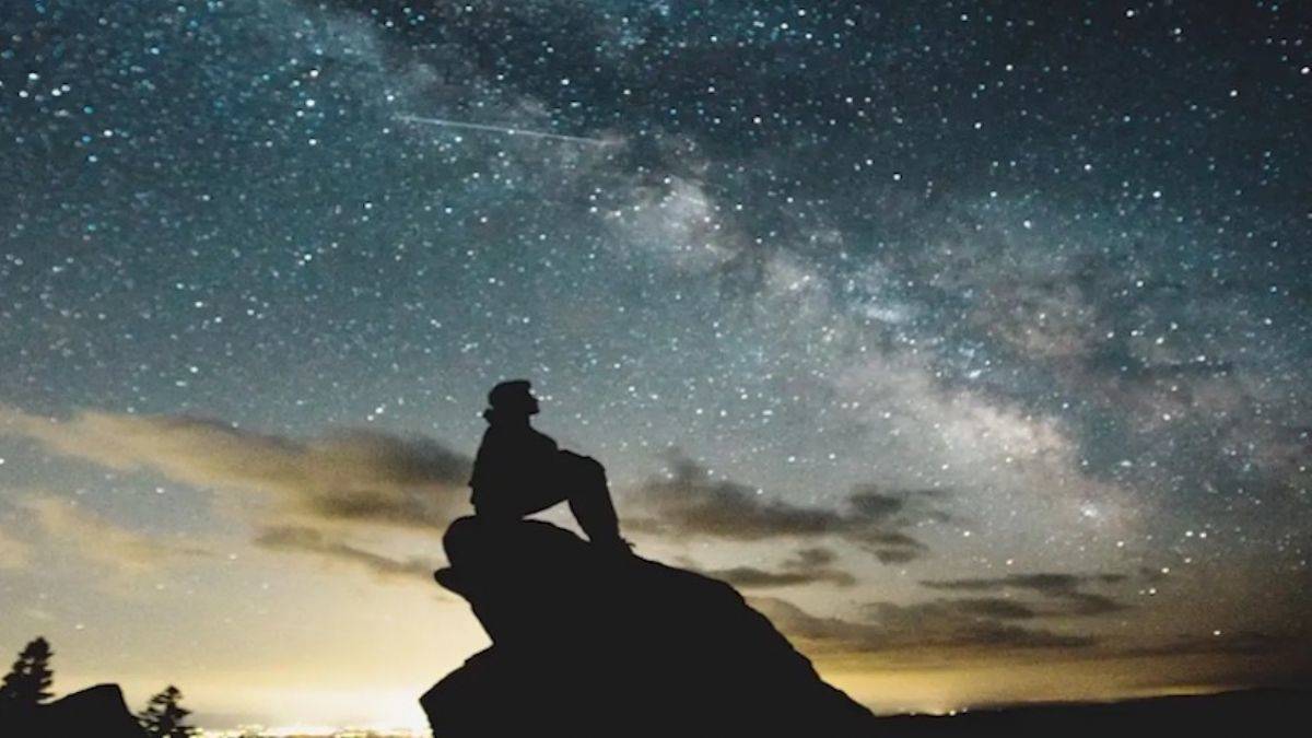 Büyük yıldızlar daha hızlı ölürken, küçük olanlar neden çok uzun yaşar?