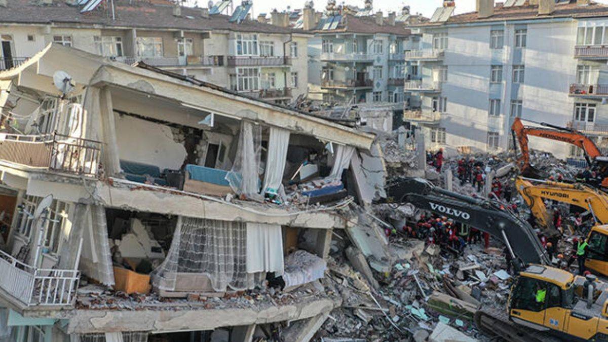 Deprem bölgesi soruşturmalarında 218 kişi tutuklandı